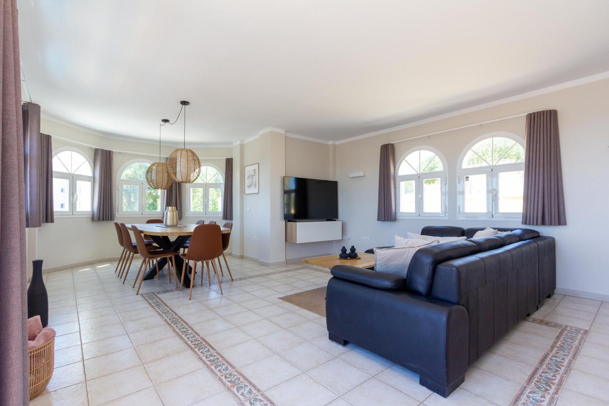 108-villa, 2 Minutes Walk To The Beach, Heated Pool Villa