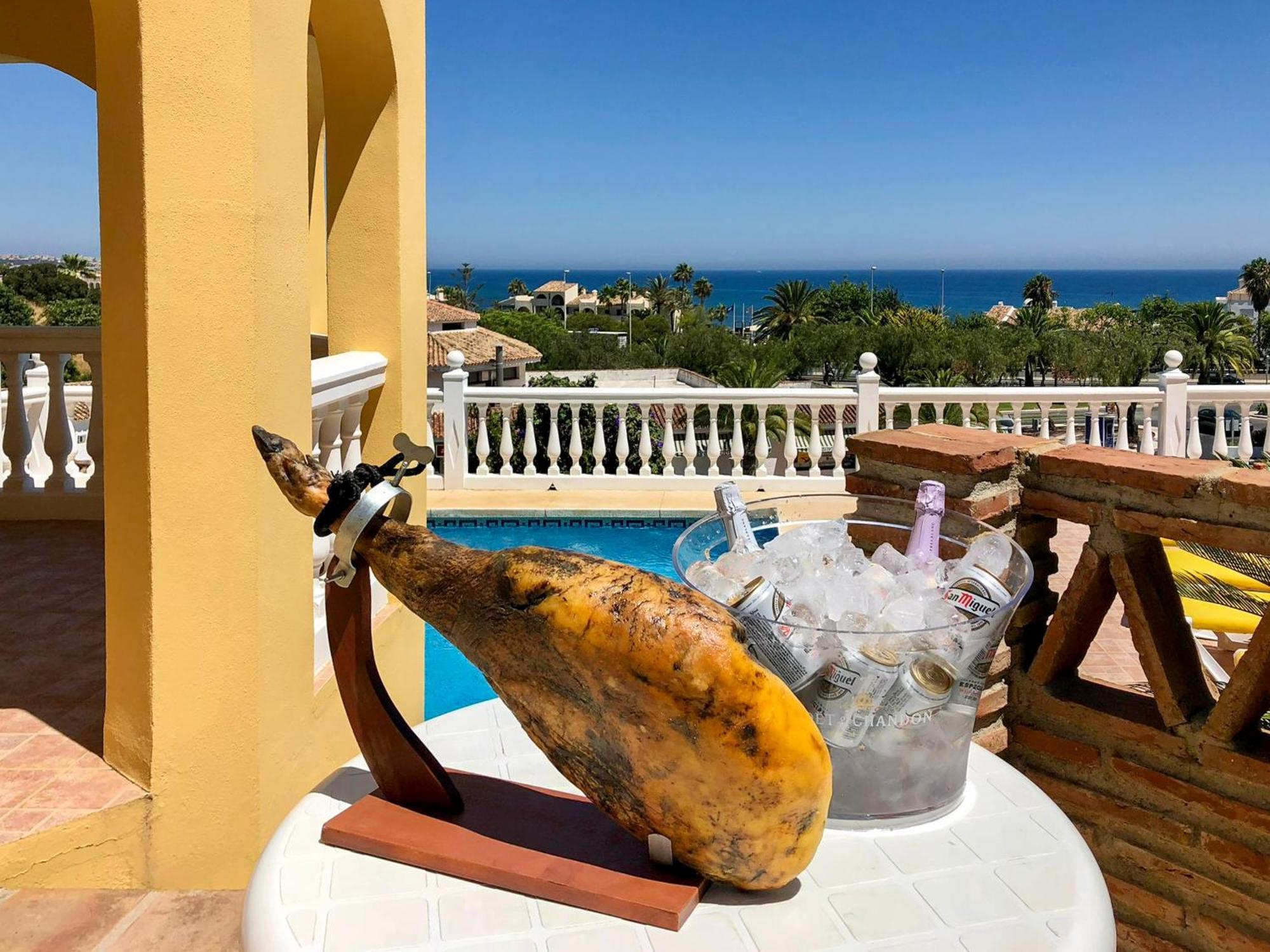 108-villa, 2 Minutes Walk To The Beach, Heated Pool *